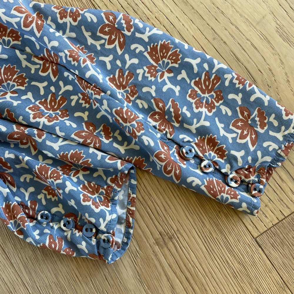 Joie Floral Puff Sleeve Blouse Blue Rust Size Large - Picture 5 of 9